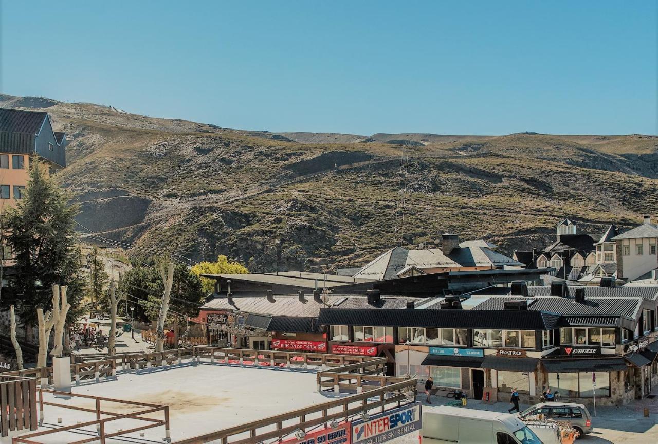 Todosierranevada Zona Baja -Plaza Principal-Junto A Los Telecabinas Σιέρρα Νεβάδα Εξωτερικό φωτογραφία