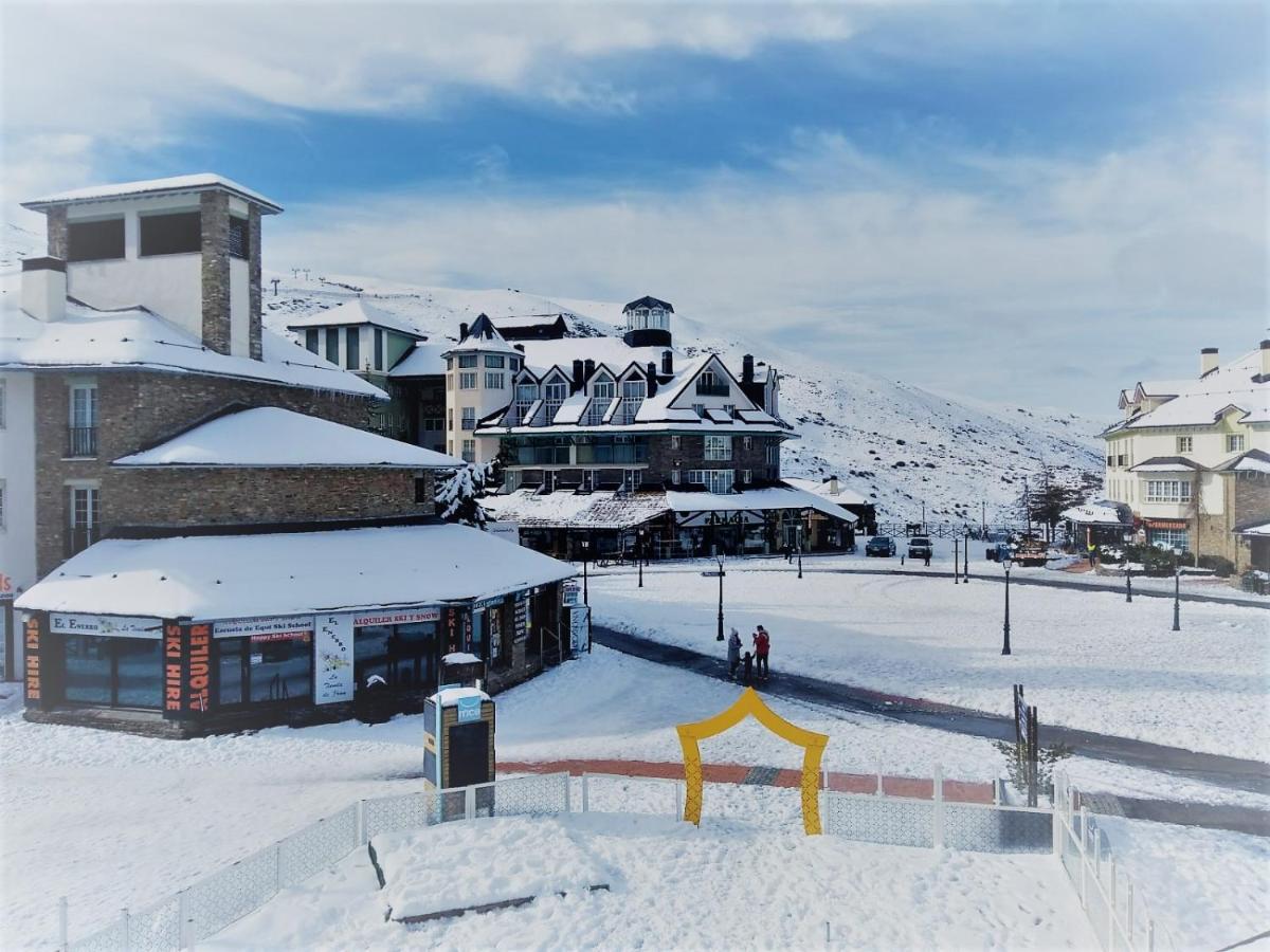 Todosierranevada Zona Baja -Plaza Principal-Junto A Los Telecabinas Σιέρρα Νεβάδα Εξωτερικό φωτογραφία