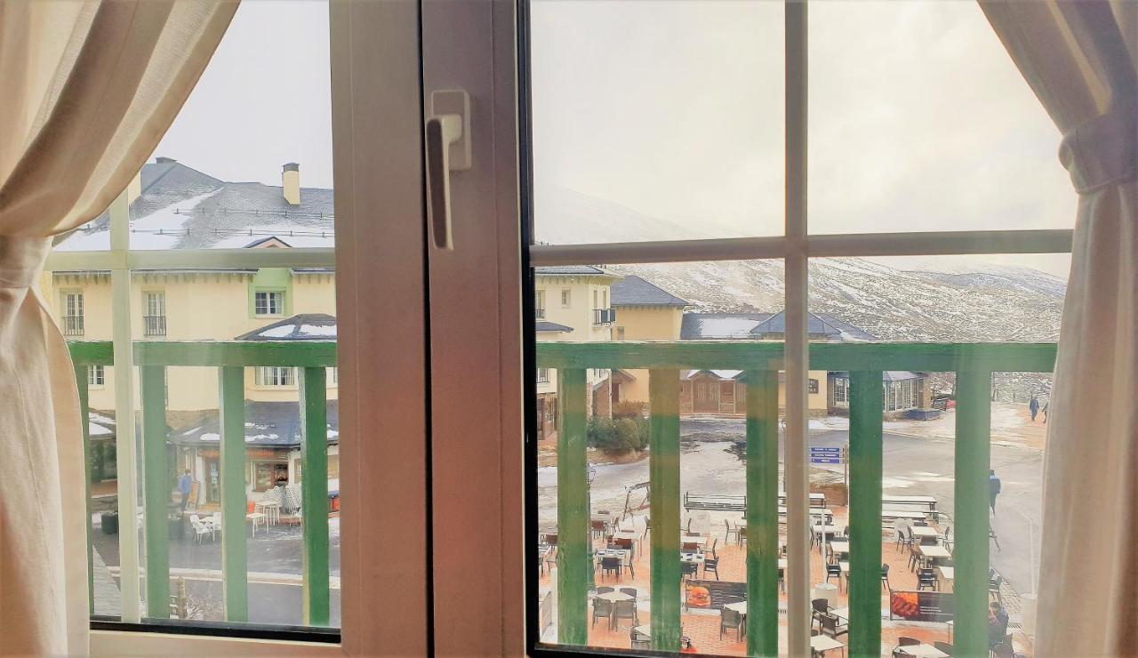 Todosierranevada Zona Baja -Plaza Principal-Junto A Los Telecabinas Σιέρρα Νεβάδα Εξωτερικό φωτογραφία