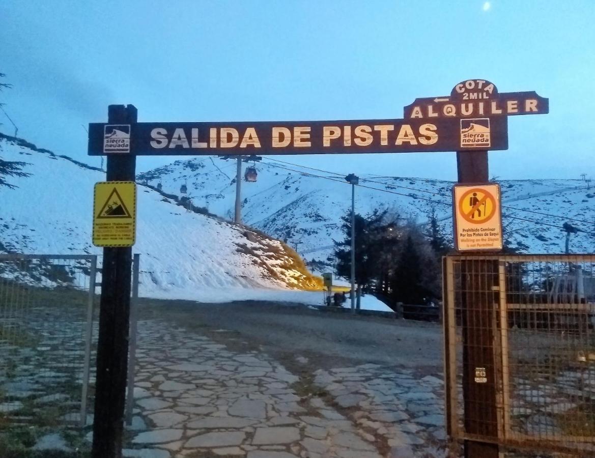 Todosierranevada Zona Baja -Plaza Principal-Junto A Los Telecabinas Σιέρρα Νεβάδα Εξωτερικό φωτογραφία